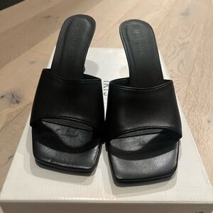 NWT Iris & Ink Goat Leather Black Women's Mules